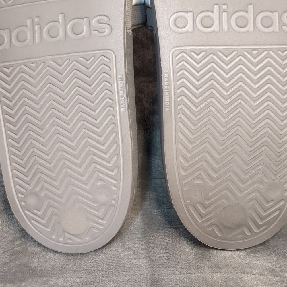 Adidas Gray and White Slide Sandals - Picture 9 of 16